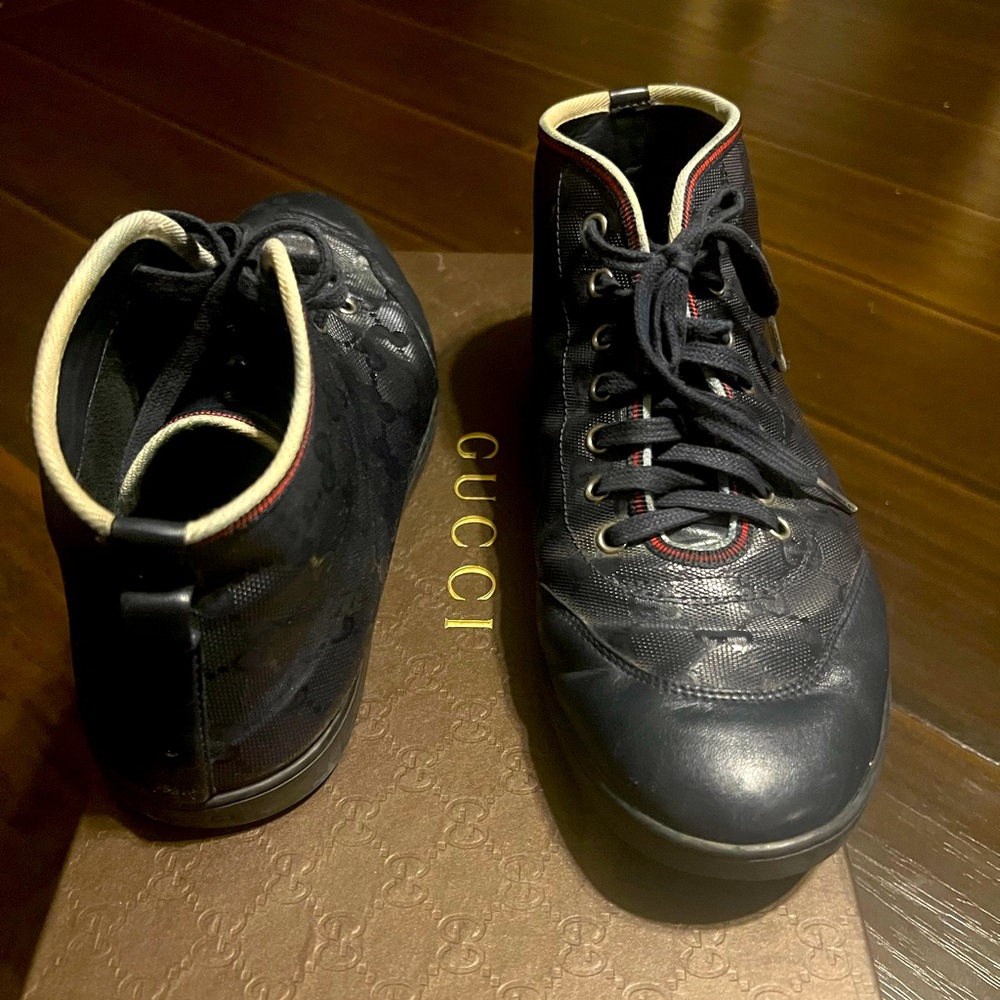 Authentic Gucci shoes